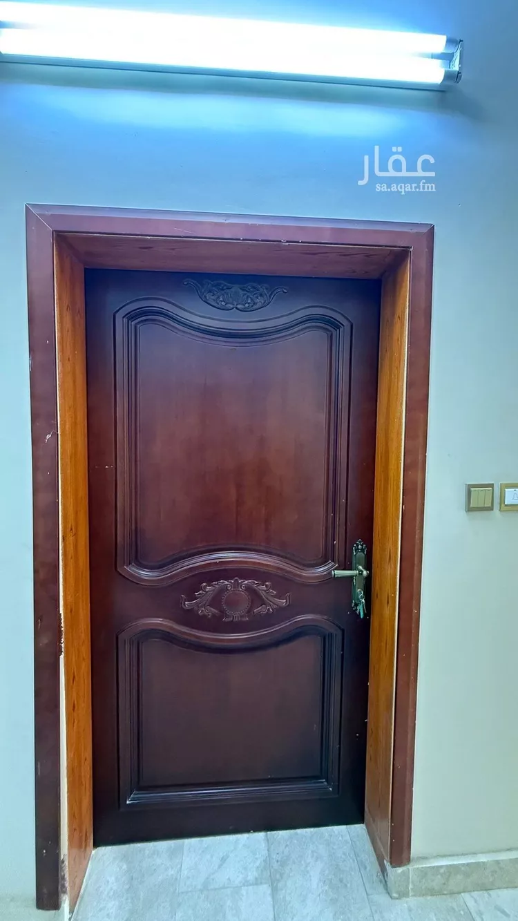 شقة للإيجار في شارع شارع شهيد الدين ثم الوطن, حي المطار, مدينة جازان, منطقة جازان صورة 2