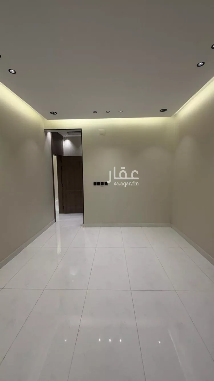 شقة للبيع في شارع أبو بكر الصديق, حي الرحاب 1, مدينة جازان, منطقة جازان صورة 3