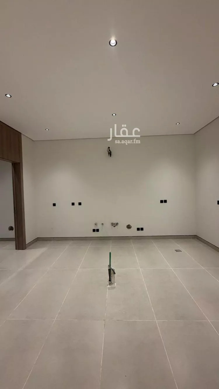 فيلا للبيع في شارع عبدالواحد ابن الكاتب, حي السويس 1, مدينة جازان, منطقة جازان 9