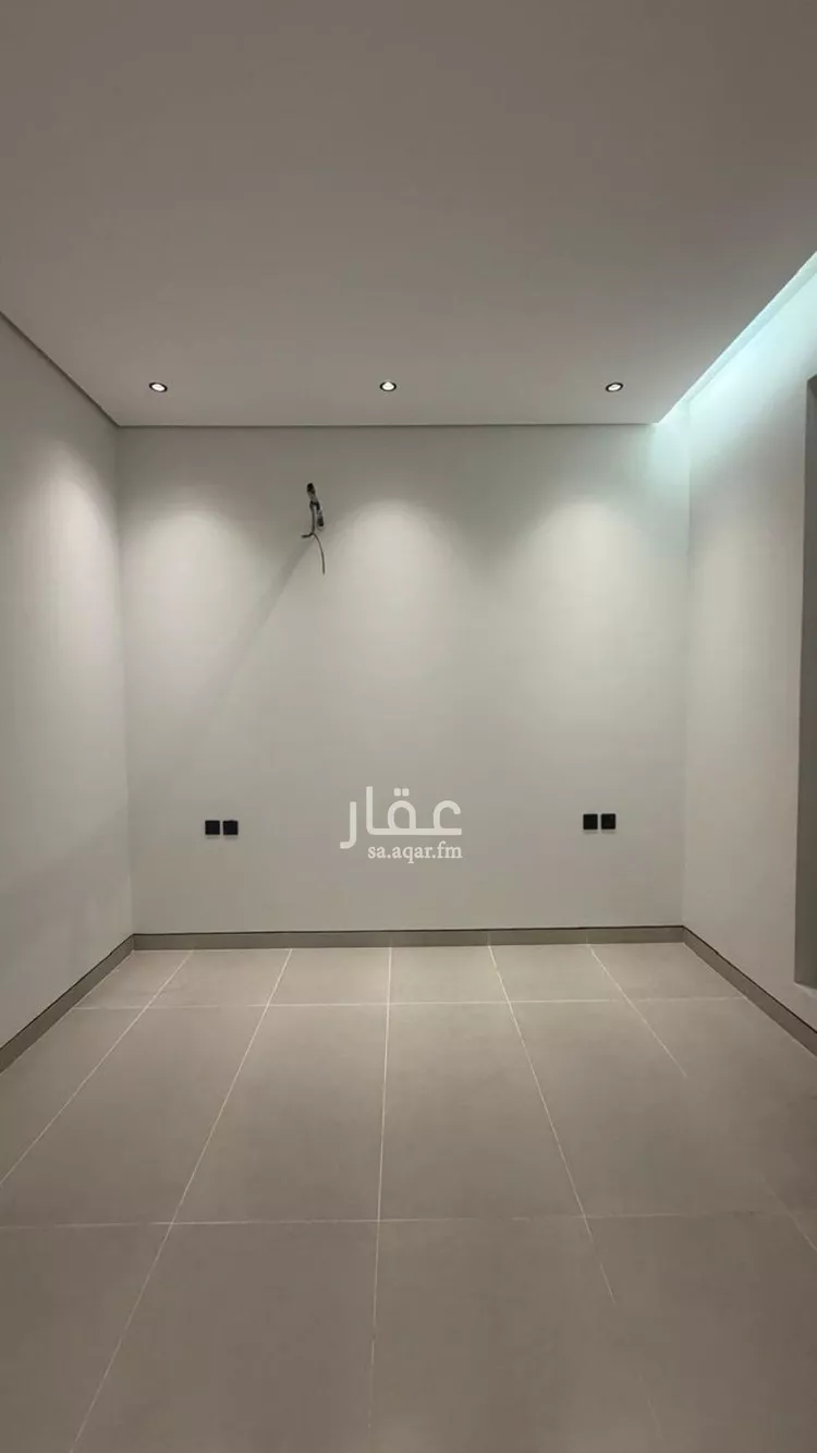 فيلا للبيع في شارع عبدالواحد ابن الكاتب, حي السويس 1, مدينة جازان, منطقة جازان 15