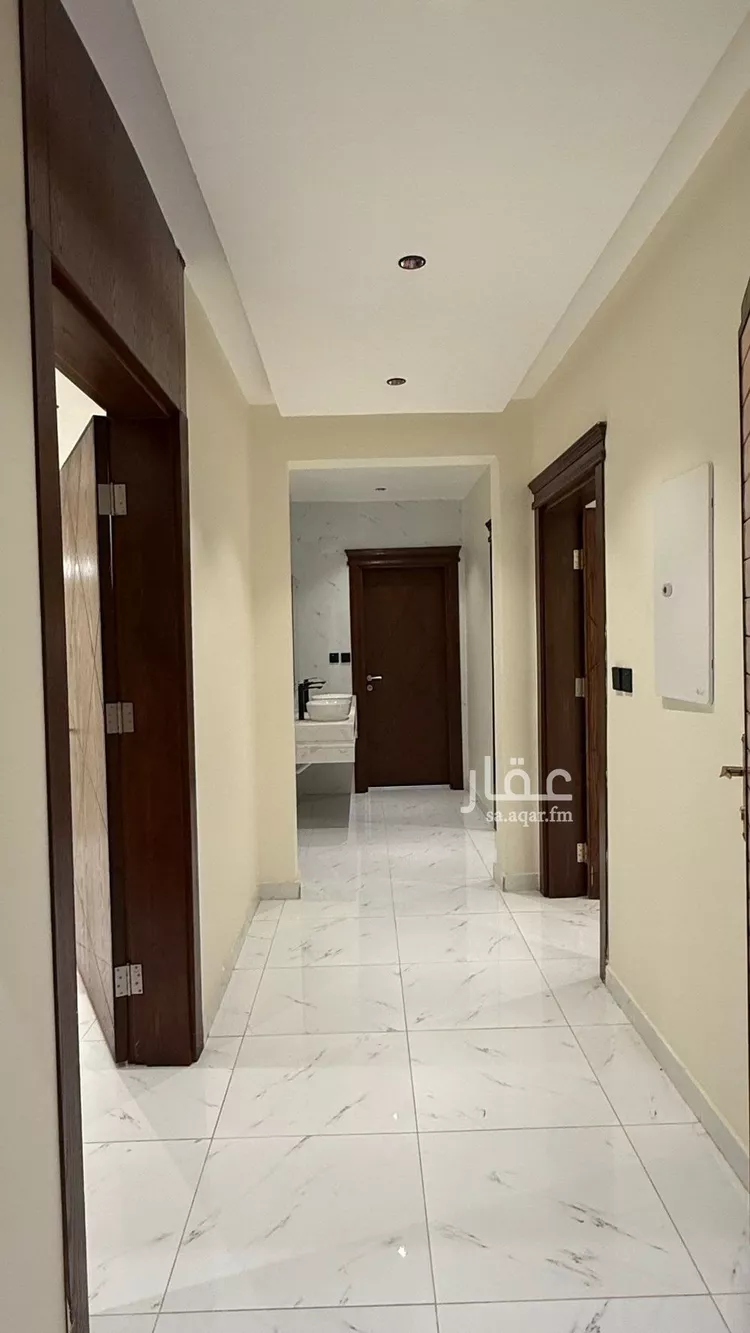 شقة للبيع في شارع موسى علي ابراهيم المخلوطي, حي الشاطئ, مدينة جازان, منطقة جازان صورة 4