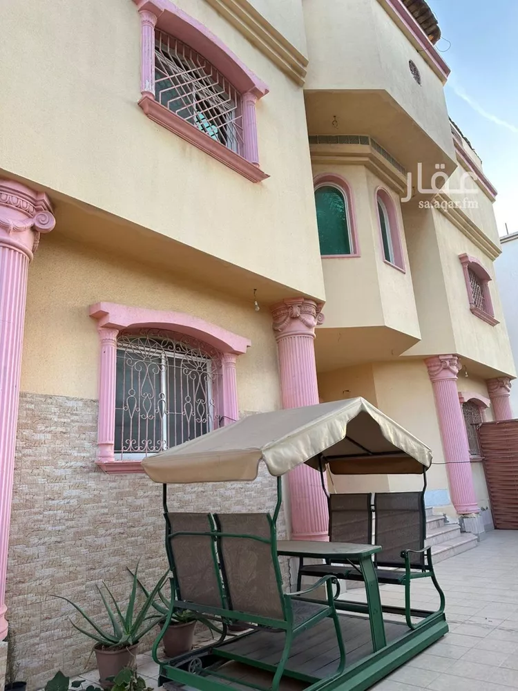 دور للإيجار في شارع سويد بن صخر, حي المحمدية, مدينة جدة, منطقة مكة المكرمة