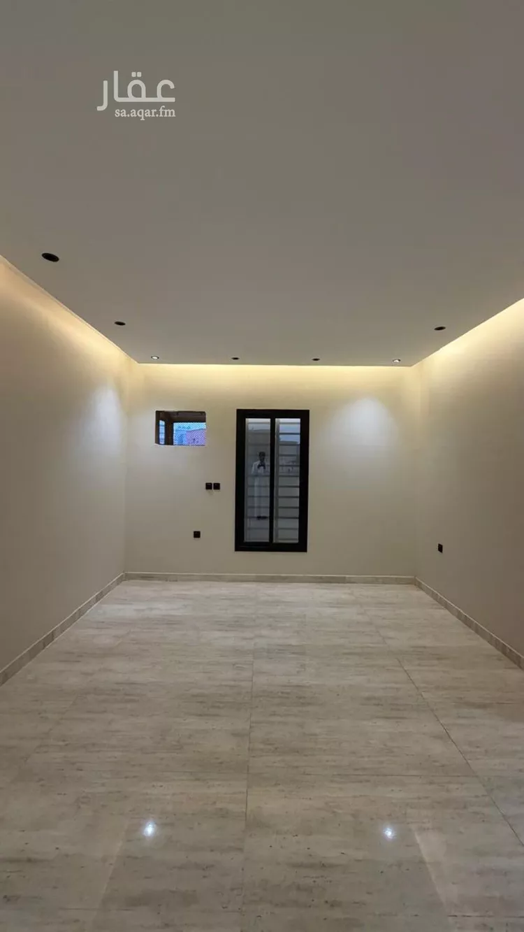 Floor for Sale in Abu `Arish Ar Rabie 8