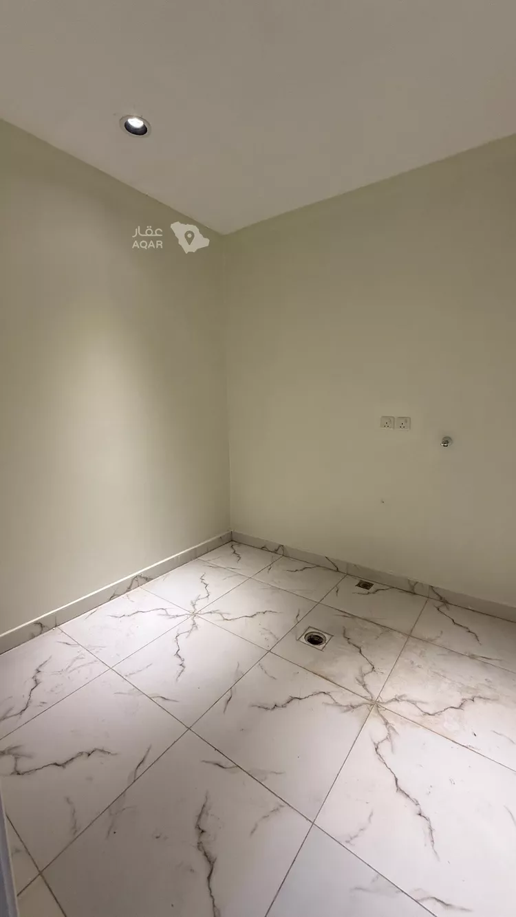 شقة للإيجار في شارع المحمدية 2 17, حي المحمدية 2, مدينة جازان, منطقة جازان 6