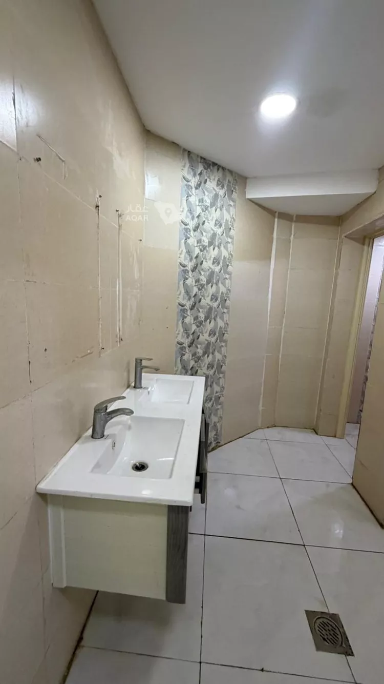 Villa for Rent in Jazan Ash Shati 5