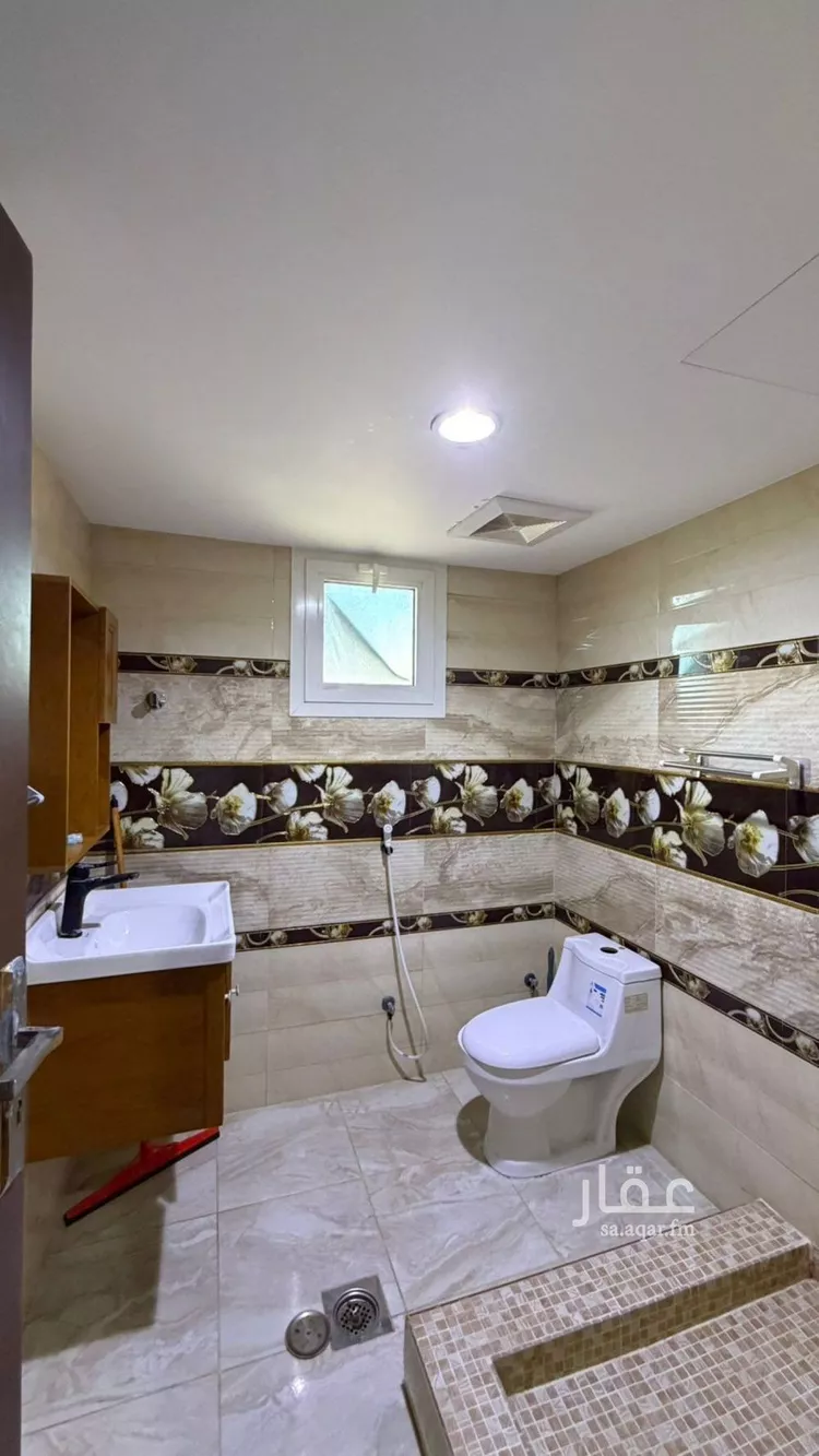 شقة للإيجار في شارع شارع 56 ج, حي المطار, مدينة جازان, منطقة جازان صورة 4