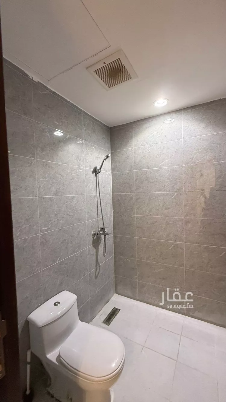 شقة للبيع في شارع المحمدية 2 14, حي المحمدية 2, مدينة جازان, منطقة جازان 8