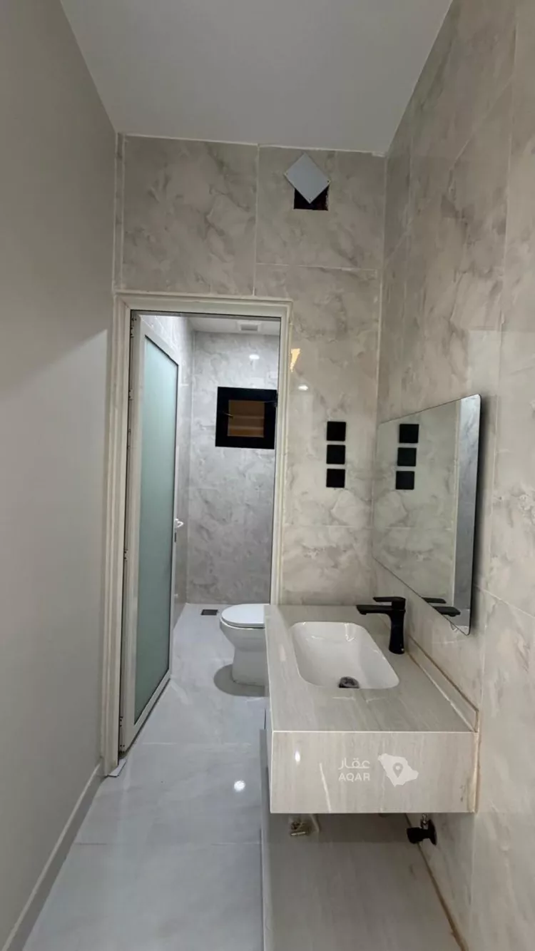 Apartment for Sale in Abu `Arish Ar Rawdah 10