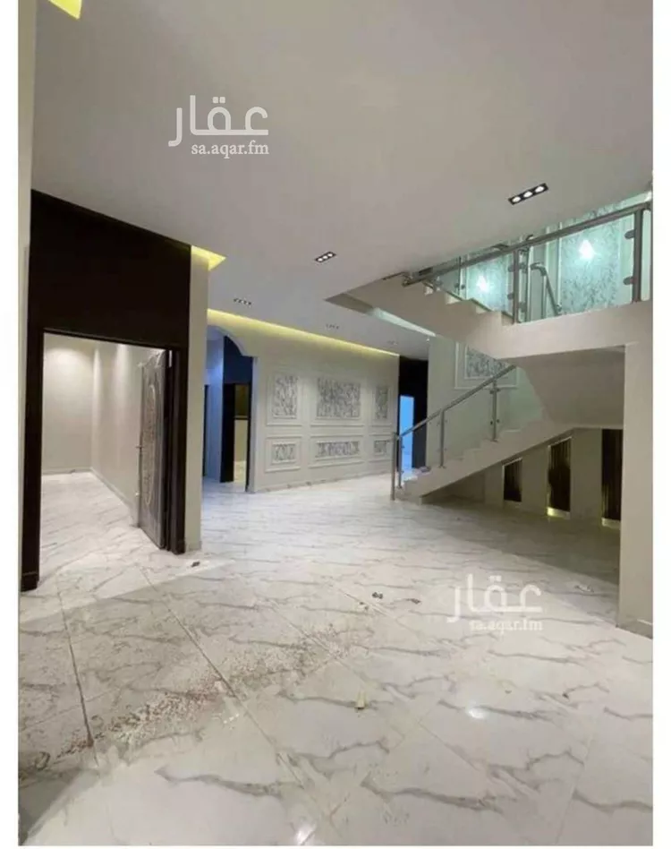 فيلا للبيع في شارع اسعد بن الربيع, حي الوادي, مدينة حفر الباطن, المنطقة الشرقية صورة 3