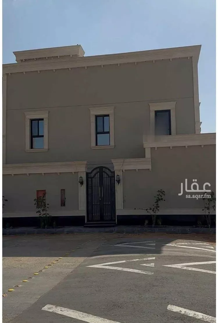 فيلا للبيع في شارع رقم 333, حي ظهرة لبن, مدينة الرياض, منطقة الرياض صورة 2