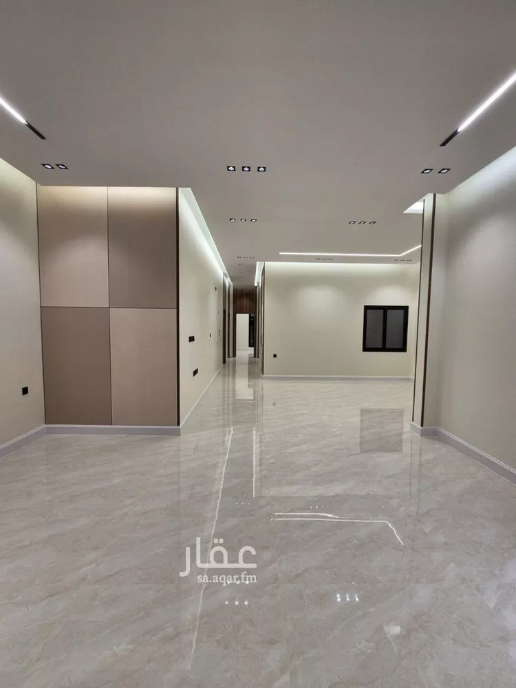 دور للبيع في شارع طارق بن شهاب, حي العارض, مدينة الرياض, منطقة الرياض صورة 3