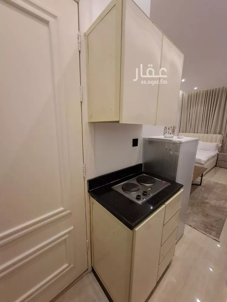 شقة للإيجار في شارع محمد بن عبدالعزيز الدغيثر, حي الملقا, مدينة الرياض, منطقة الرياض صورة 2