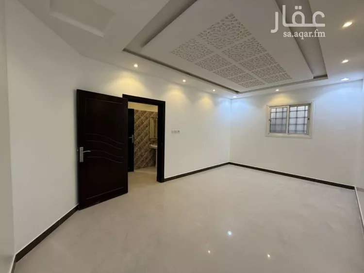 فيلا للبيع في شارع عبدالله مدهر, حي العوالي, مدينة الرياض, منطقة الرياض