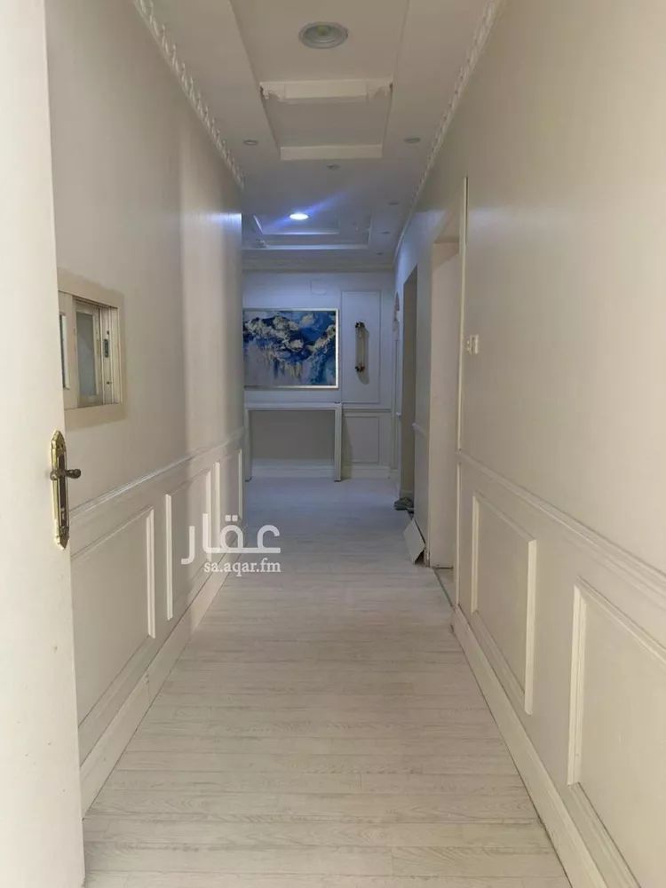 فيلا للبيع في شارع رقم 44, حي الندوة, مدينة الرياض, منطقة الرياض صورة 2