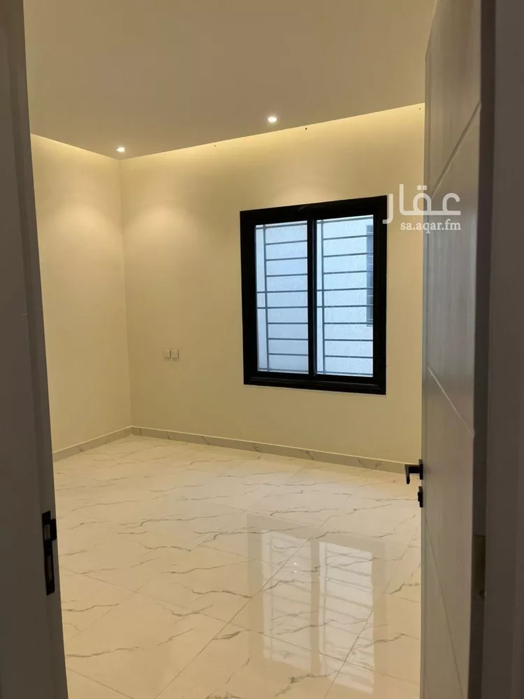 Floor for Sale in Riyadh Okaz صورة 2