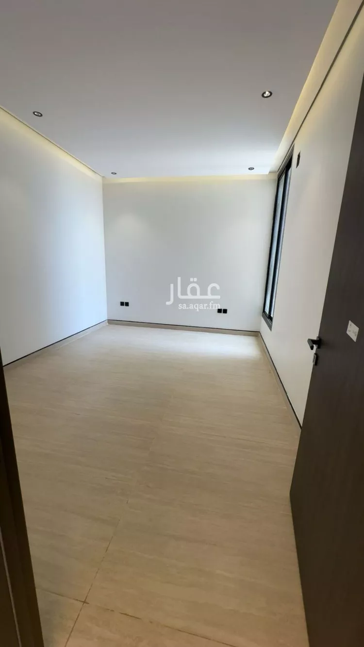 دور للبيع في شارع ابن تقي الدين, حي المرجان, مدينة الرياض, منطقة الرياض 7