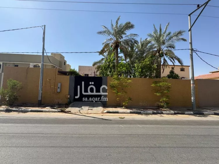 استراحة للبيع في شارع فيصل بن عبدالعزيز, حي الحزم, مدينة حريملاء, منطقة الرياض صورة 5