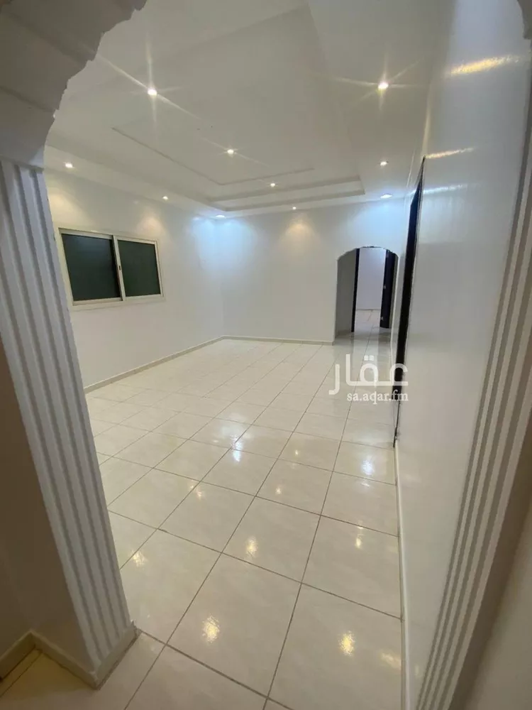 دور للبيع في شارع فهد بن معمر, حي طويق, مدينة الرياض, منطقة الرياض صورة 4