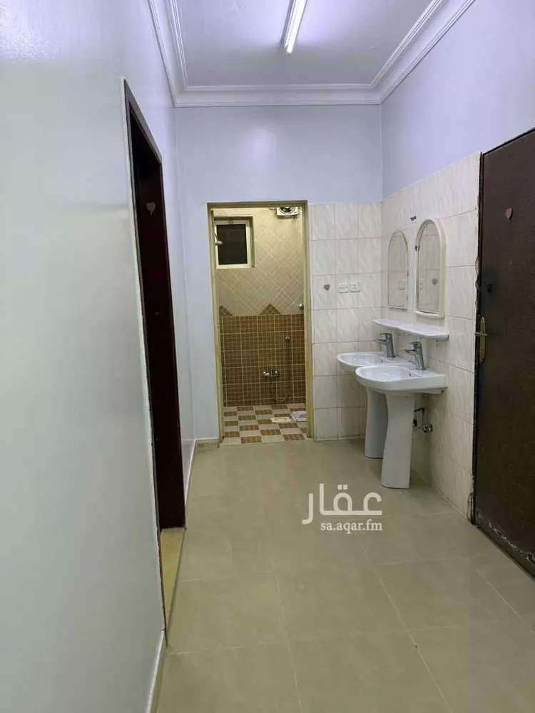 فيلا للإيجار في شارع عساف بن محيا, حي النظيم, مدينة الرياض, منطقة الرياض صورة 2