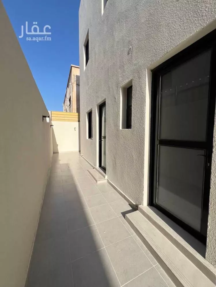 فيلا للإيجار في شارع حسن الابريقي, حي الراكة الجنوبية, مدينة الخبر, المنطقة الشرقية صورة 4