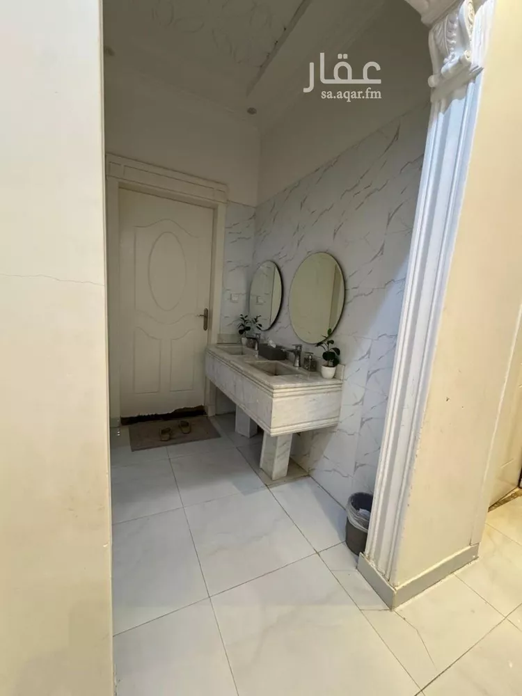فيلا للبيع في شارع علي بن نصرالله المصري, حي الرمال, مدينة الرياض, منطقة الرياض 9