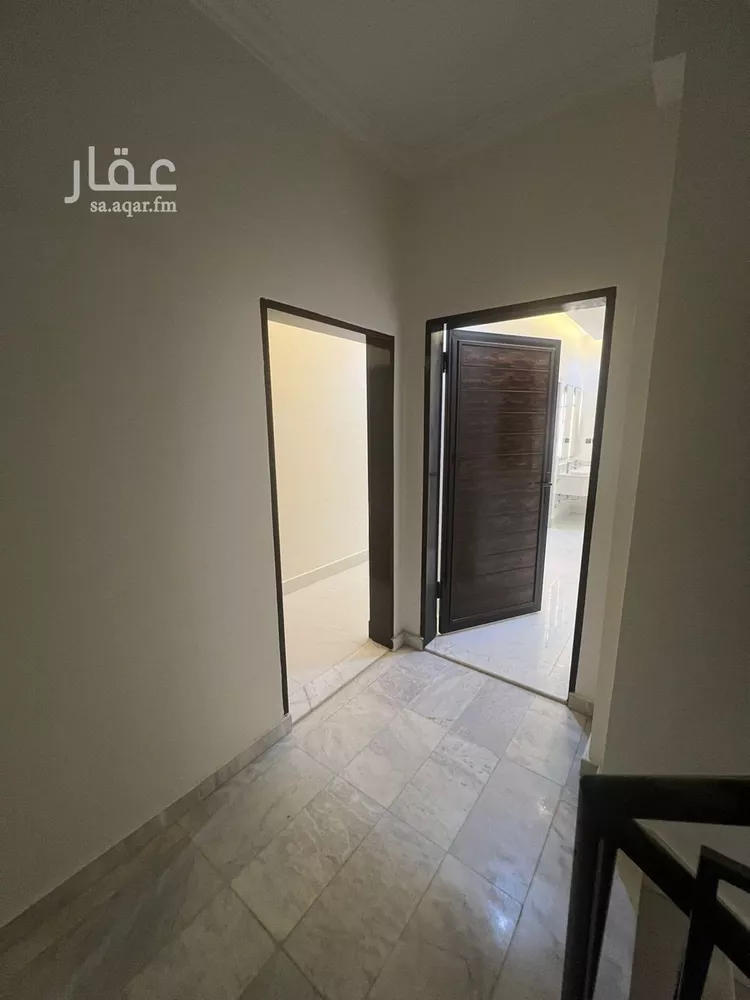 دور للبيع في شارع يحيى المنقاري, حي البيان, مدينة الرياض, منطقة الرياض صورة 3