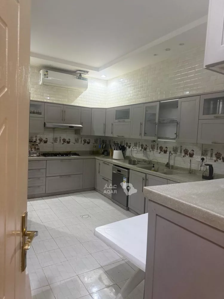 Villa for Sale in Riyadh Ar Rimal 2