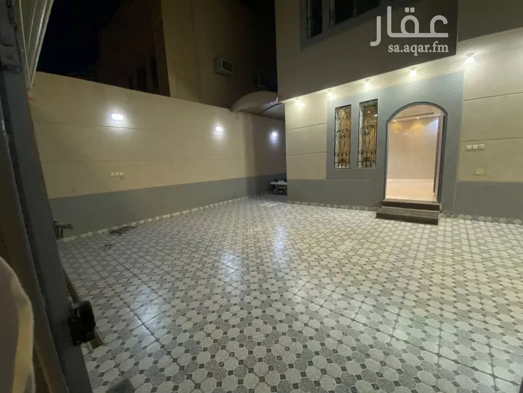 فيلا للبيع في شارع إسماعيل الصقلي, حي الرمال, مدينة الرياض, منطقة الرياض صورة 2