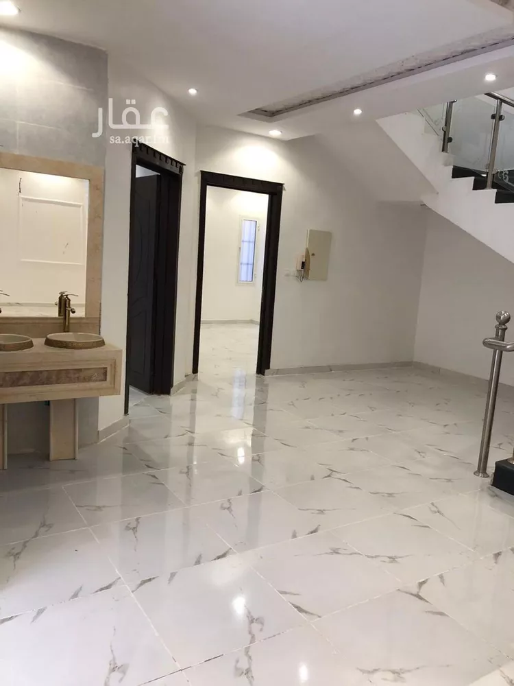 فيلا للإيجار في شارع ابي رفاعة العدوي , حي الرمال, مدينة الرياض, منطقة الرياض