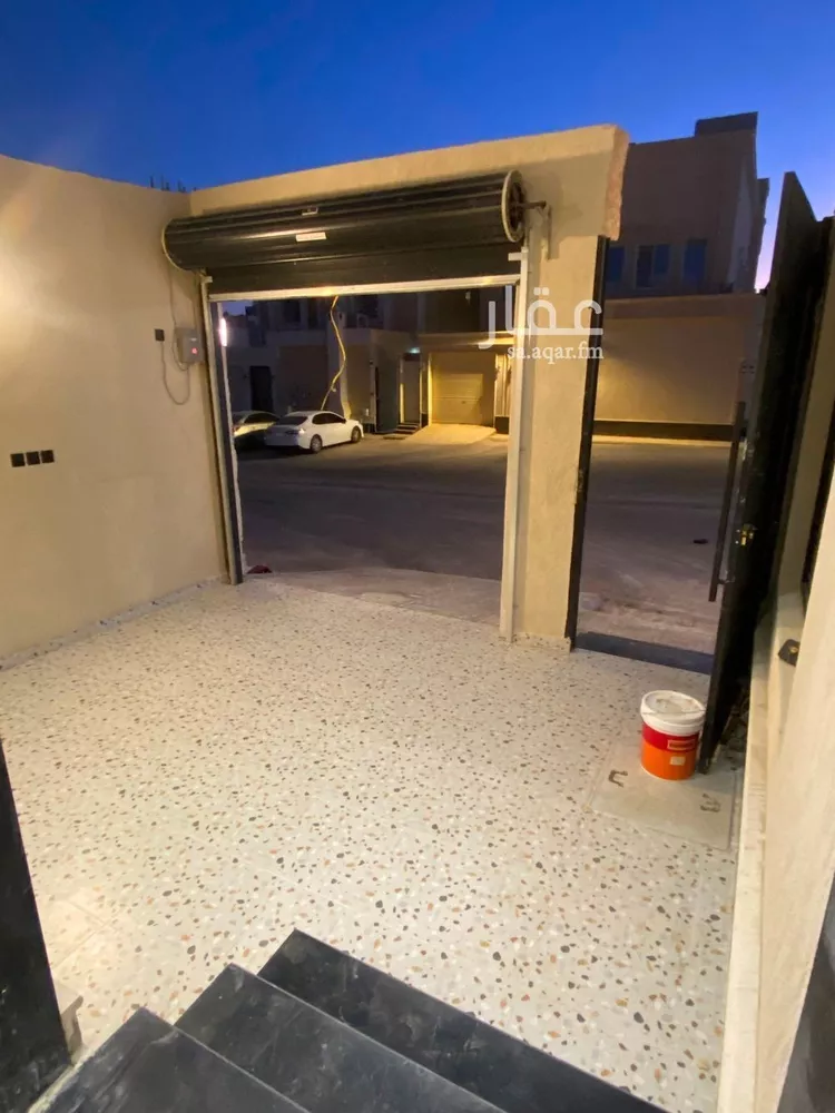 دور للبيع في شارع نصر بن عمران, حي البيان, مدينة الرياض, منطقة الرياض صورة 5