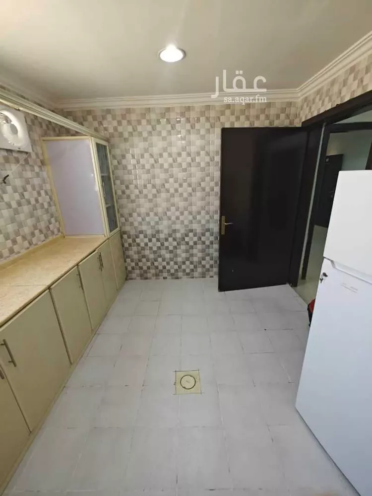 شقة مفروشة للحجز في شارع الأمير مقرن بن عبدالعزيز ، حي المغرزات ، الرياض ، منطقة الرياض صورة 4