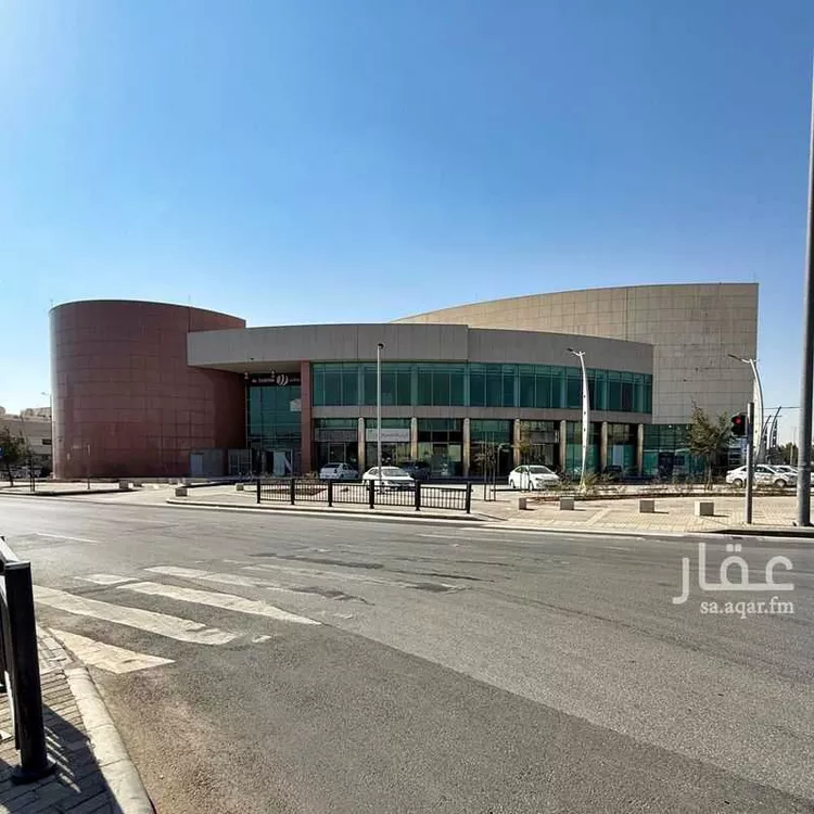 محل للإيجار في شارع الامام الشافعي, حي الروابي, مدينة الرياض, منطقة الرياض صورة 3