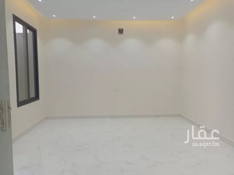 فيلا للبيع في شارع عفيفة بنت أحمد, حي الرمال, مدينة الرياض, منطقة الرياض صورة 2