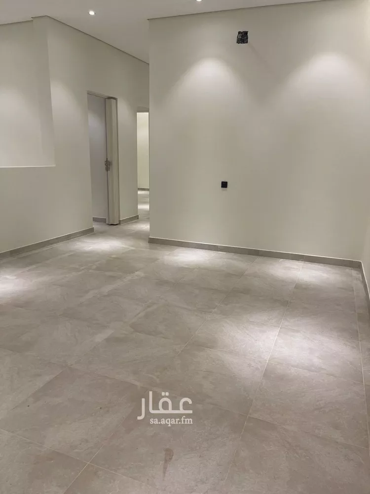 دور للبيع في شارع الاطاولة, حي أم الحمام الغربي, مدينة الرياض, منطقة الرياض صورة 2