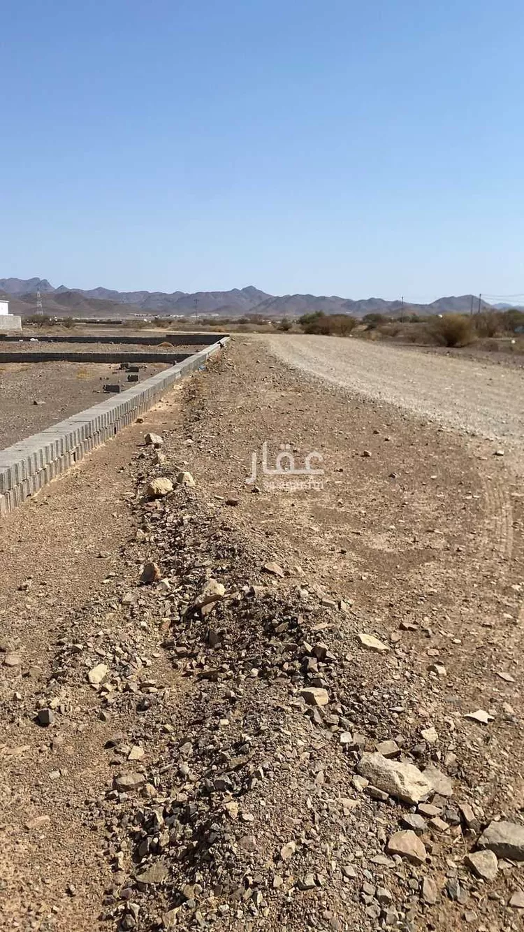 أرض للبيع في شارع عبدالعزيز ابن الحصين ، حي وادي البطان ، المدينة المنورة ، منطقة المدينة المنورة