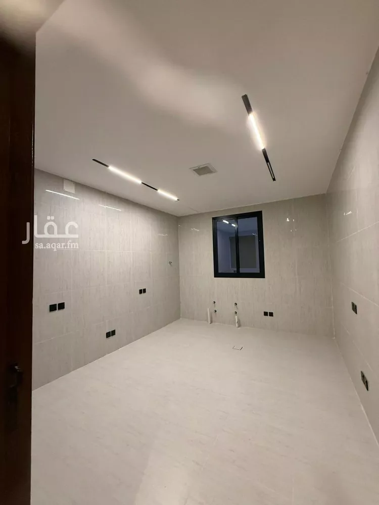 دور للبيع في شارع محمد بن شريك, حي البيان, مدينة الرياض, منطقة الرياض صورة 4