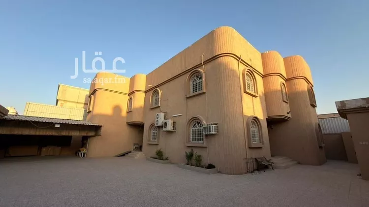 فيلا للبيع في شارع 18أ, حي أحد, مدينة الدمام, المنطقة الشرقية صورة 2