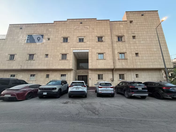 شقة للبيع في شارع ورقة بن نوفل, حي النزهة, مدينة الرياض, منطقة الرياض 2
