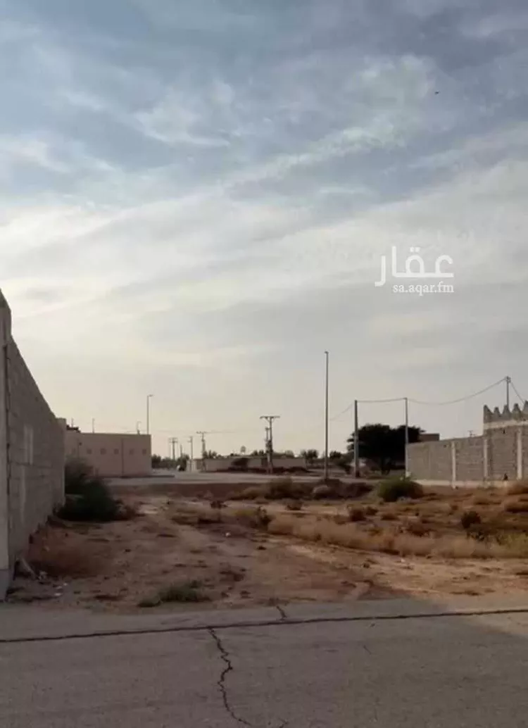 أرض للبيع في شارع قرة بن اياس, حي مانح, مدينة مرات, منطقة الرياض