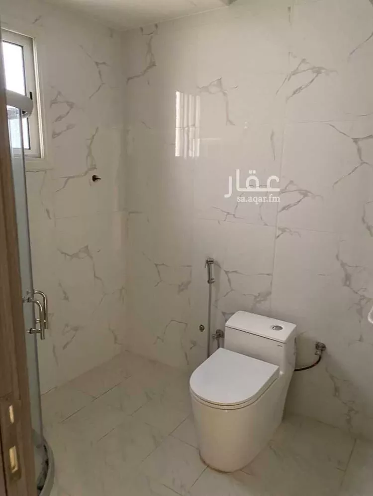 فيلا للبيع في شارع المقداد بن عمرو, حي الشراع, مدينة الخبر, المنطقة الشرقية 7