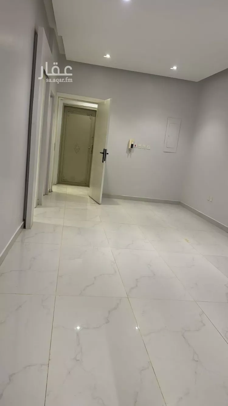 شقة للإيجار في شارع الزين السنبكي, حي الملك فيصل, مدينة الرياض, منطقة الرياض صورة 3