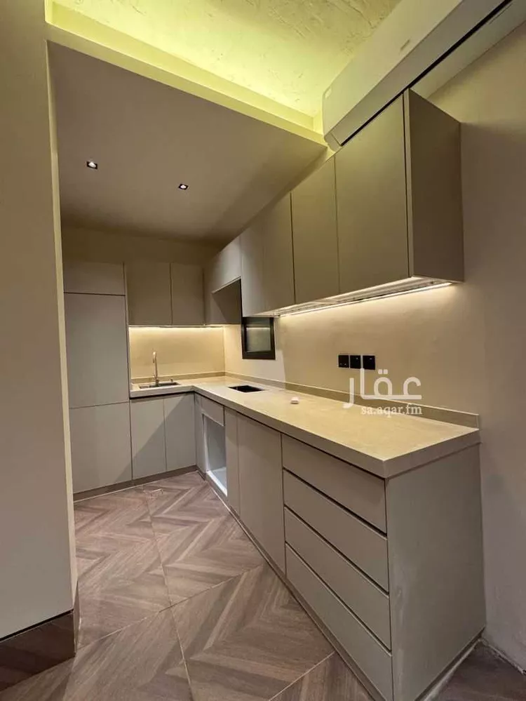 شقة للإيجار في شارع الافاضله, حي الملقا, مدينة الرياض, منطقة الرياض صورة 4