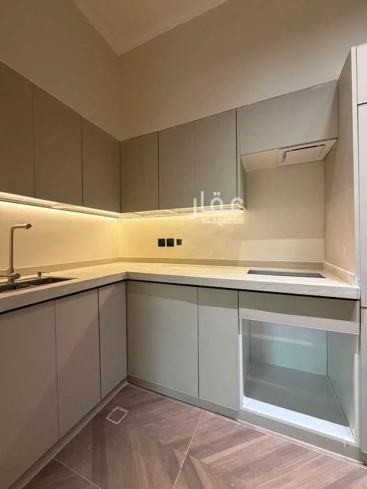 شقة للإيجار في شارع الافاضله, حي الملقا, مدينة الرياض, منطقة الرياض صورة 5