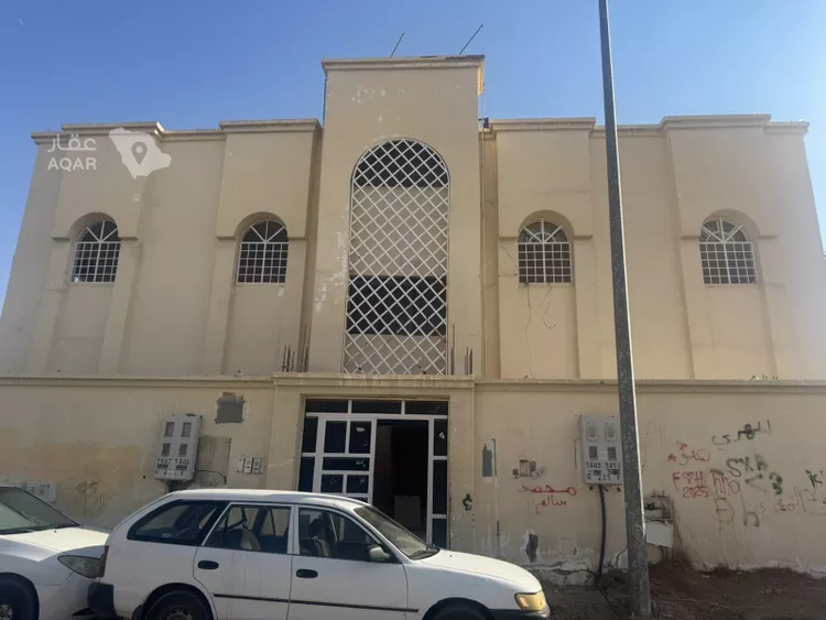 عمارة للبيع في شارع ابن شريق الثقفي ، حي الفيصلية ، شرورة ، شرورة