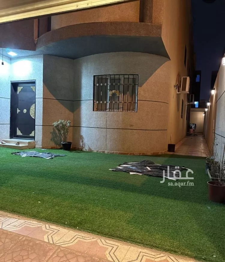 فيلا للبيع في شارع رقم 42, حي بدر, مدينة الرياض, منطقة الرياض صورة 2