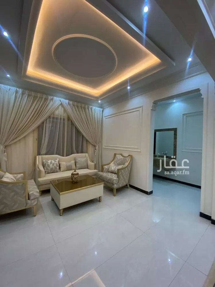 فيلا للبيع في شارع محمد بن عيسى المذجحي, حي الرمال, مدينة الرياض, منطقة الرياض صورة 3