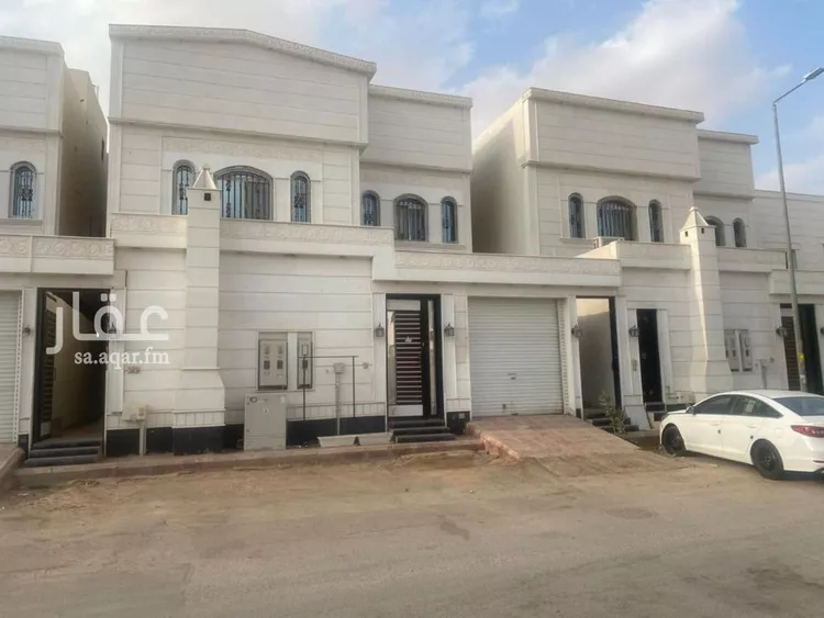 فيلا للبيع في شارع عبدالعزيز العبادي, حي الرمال, مدينة الرياض, منطقة الرياض