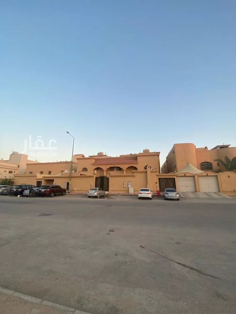فيلا للبيع في شارع الطوال, حي الجنادرية, مدينة الرياض, منطقة الرياض