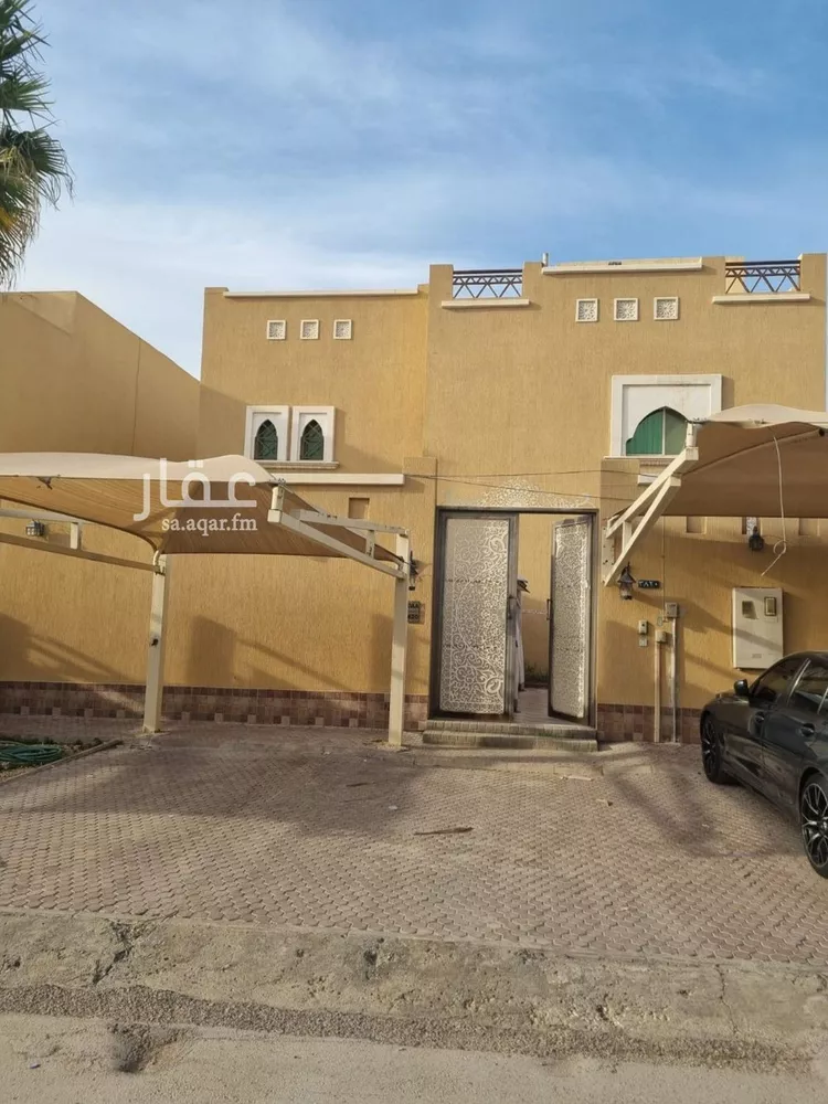 فيلا للبيع في شارع بريدة, حي العاصمة, مدينة الدرعية, منطقة الرياض