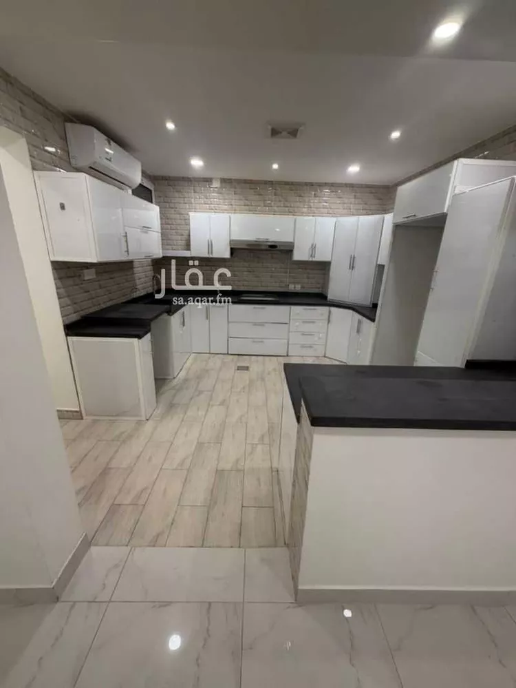 شقة للإيجار في شارع 2215098, حي الريان, مدينة عنيزة, منطقة القصيم صورة 4